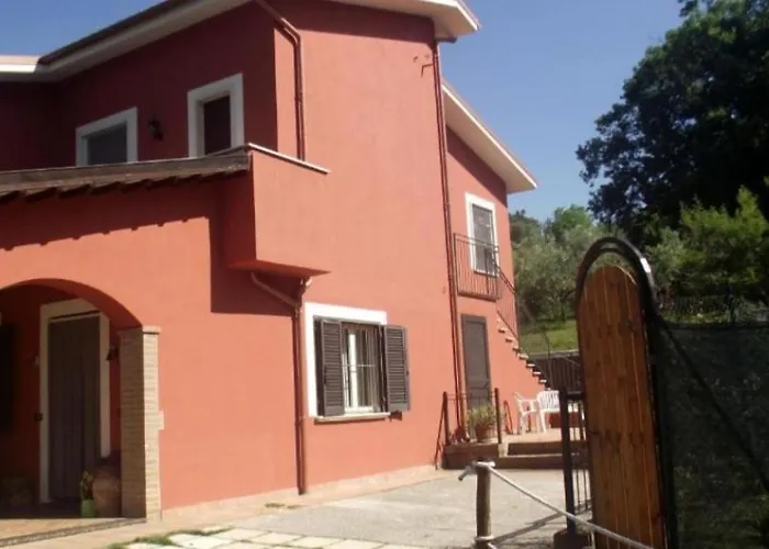 La Casetta Rossa Appartamento *